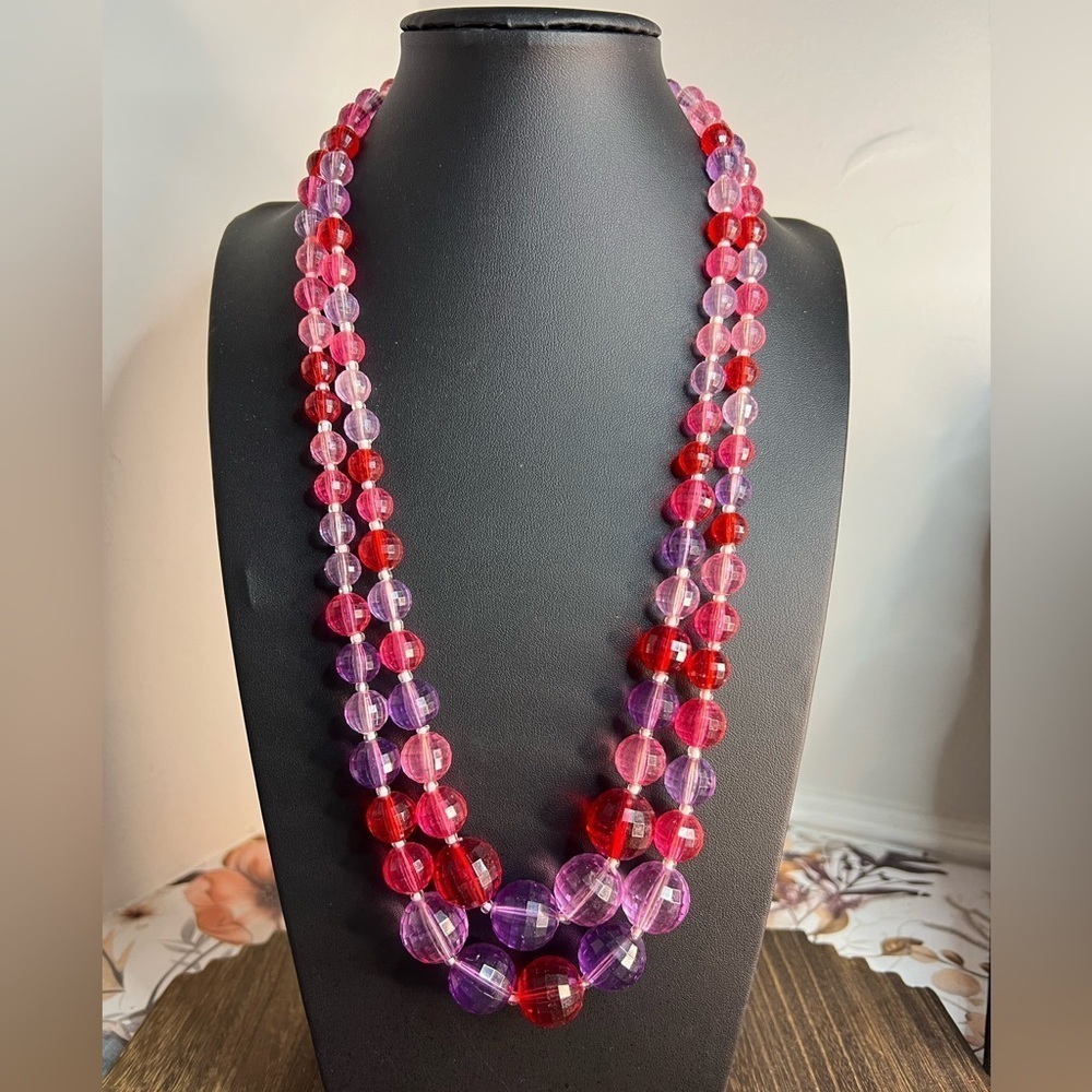 Vintage Purple Pink & Red Faceted Acrylic Necklace w/Spring Clasp 24” D11